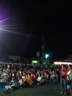 201007232105000_ed.jpg